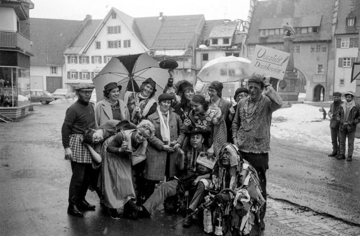 Fotos N Rrisches Treiben Der Lehrer Fasnacht L Ffingen Damals