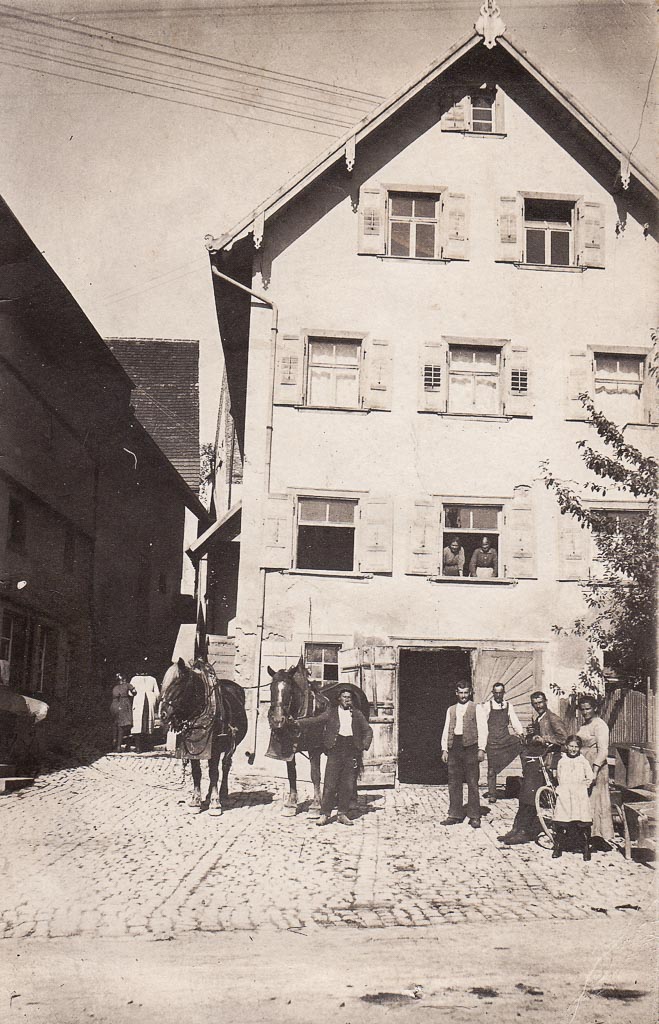 Ökonomie des Gasthauses »Gebert« in der Oberen Hauptstraße, ca. 1920