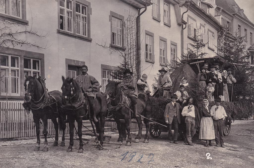 Umzugswagen in der Demetriusstraße, Fasnacht 1927