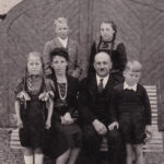 Franz und Erna Bader mit ihren Kindern, 1949