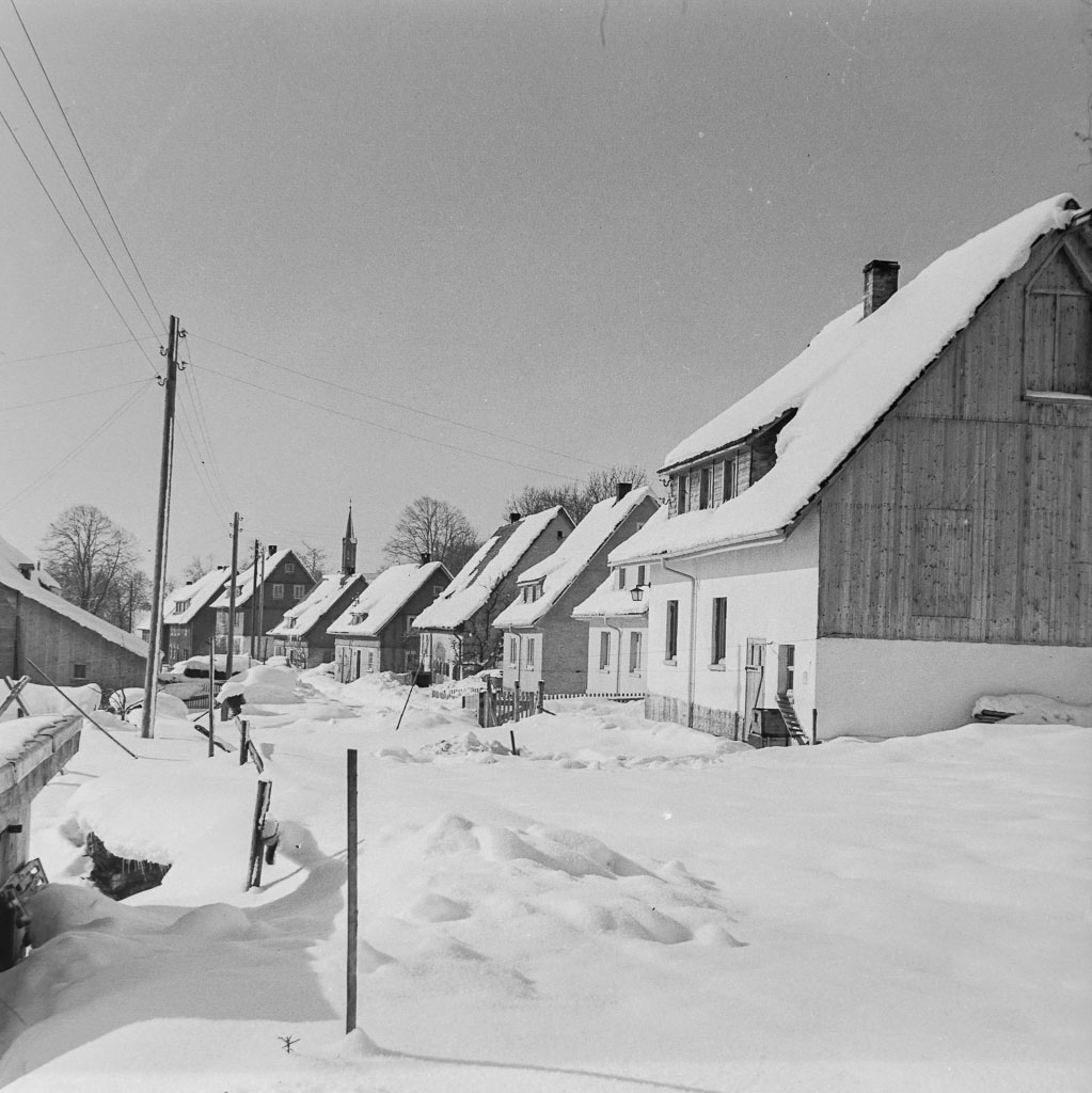 Alemannenstraße mit viel Schnee, ca. 1955