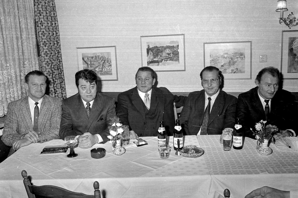 Vorstand der Stadtmusik im Gasthaus »Pilgerhof«, 1974