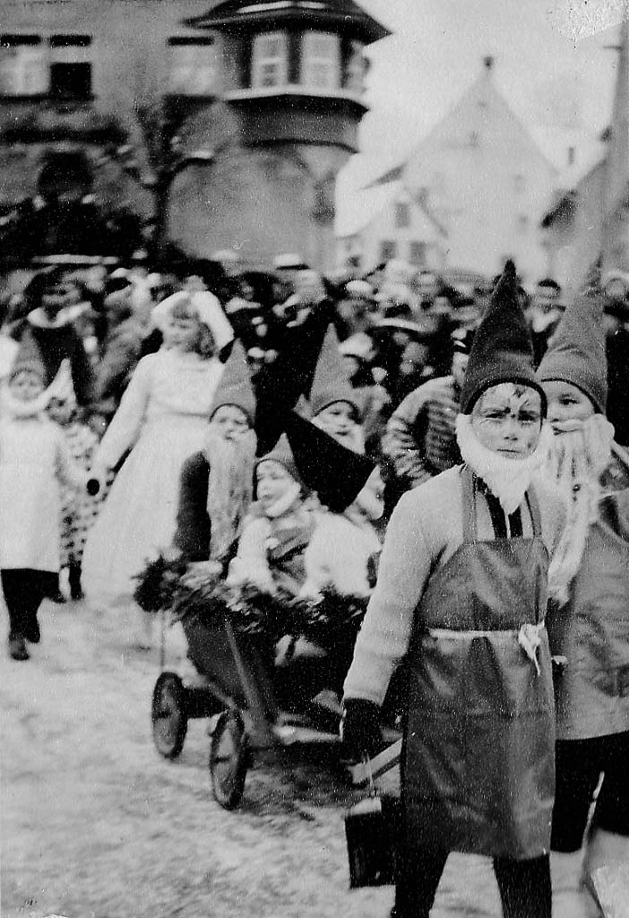 Narrengruppe »Schneewittchen und die 7 Zwerge«, Fasnacht ca. 1961