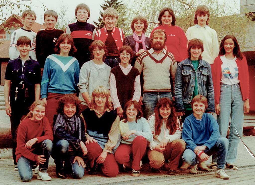 Klasse 9a der Realschule mit Lehrer Büchele, 1983