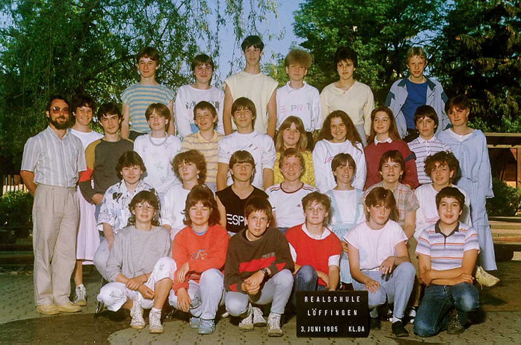 Klasse 8a der Realschule mit Lehrer Gärtner, Juni 1985