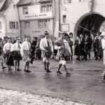 Narrengruppe »Schotten« auf dem unteren Rathausplatz, Fasnacht ca. 1961