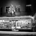 Schaufenster vom Friseursalon Geisinger in der Unteren Hauptstraße, ca. 1970