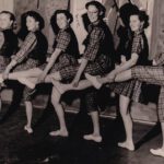 Sechs Närrinnen beim »Bunten Abend«, Fasnacht 1954