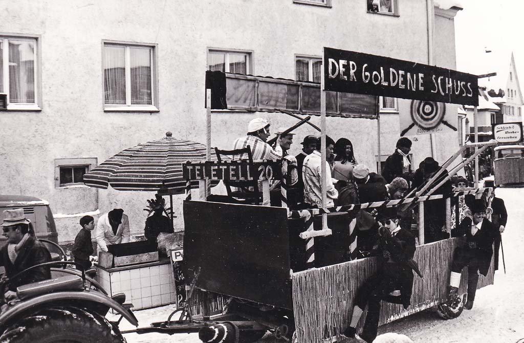Umzugswagen der 20-Jährigen, Fasnacht 1969